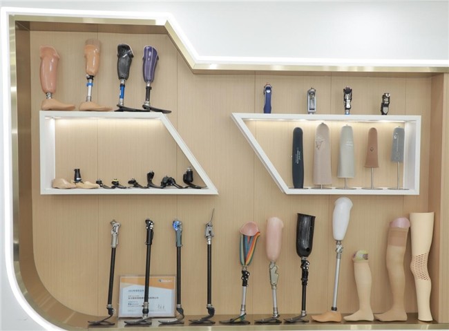 國安假肢公司,湖南假肢,湖南國安假肢,長沙假肢,湖南安裝假肢,假肢安裝,假肢價格,手假肢多少錢,矯形器,大腿假肢,小腿假肢,上肢假肢,矯形器輔助器具